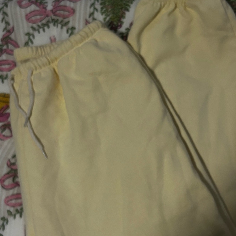 Brandy Melville Cream Drawstring Pants